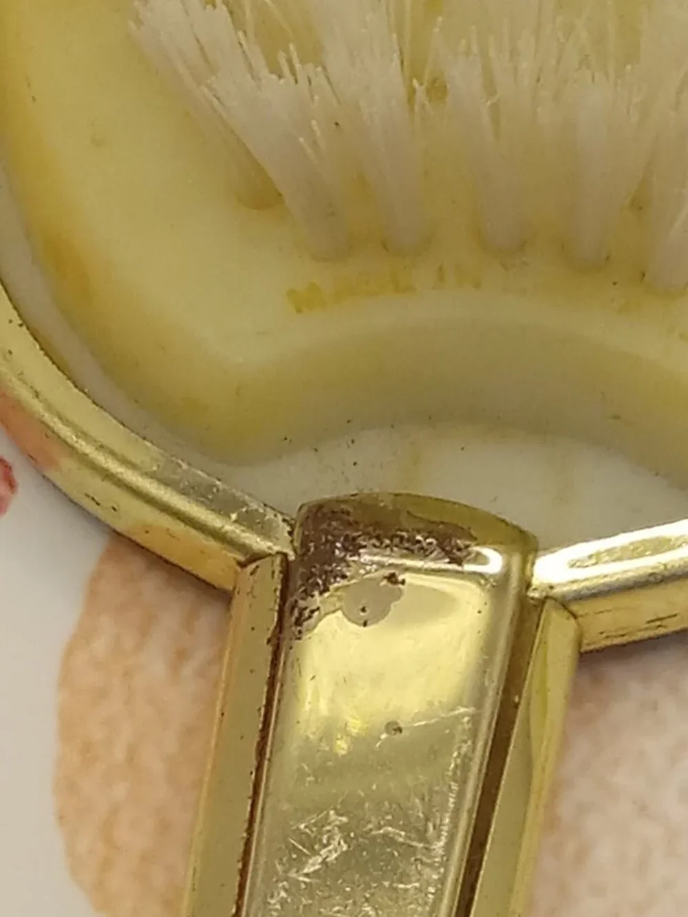 Vintage Vanity Hairbrush Gold Tone Soft Back Orangey Floral Art Deco Boudoir - Picture 12 of 14